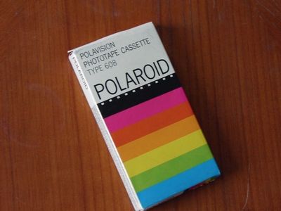 Polaroid 608